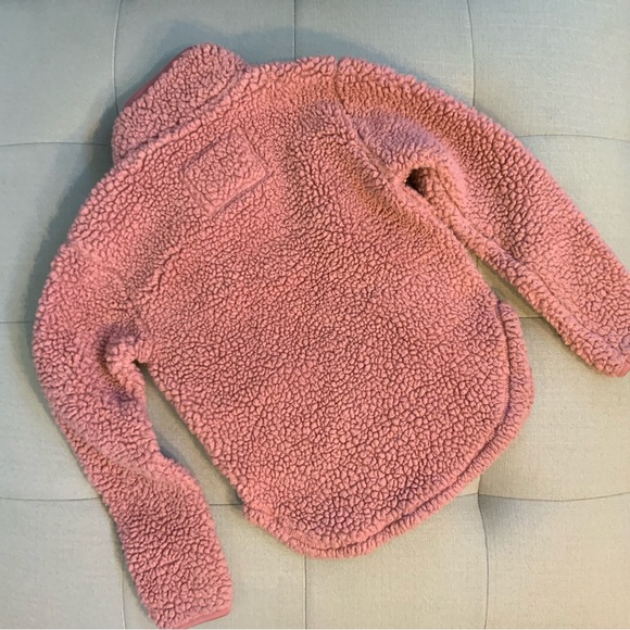 🩷Super Soft Pullover🩷 - Picture 2 of 3